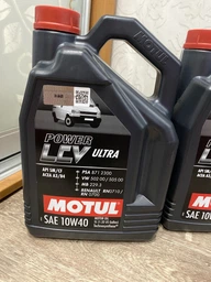 Моторное масло Motul Power LCV Ultra SAE 10W-40 5 л (106156) фото от покупателей 1