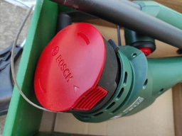 Триммер сетевой Bosch EasyGrassCut 23 280 Вт 2 кг 23 см диаметр кошения (06008C1H01) фото от покупателей 9