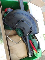 Триммер сетевой Bosch EasyGrassCut 23 280 Вт 2 кг 23 см диаметр кошения (06008C1H01) фото от покупателей 8