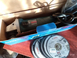Кутова шліфувальна машина Bosch GWS 670 Professional (670 Вт, 125 мм) болгарка мережева (26191) фото від покупців 1