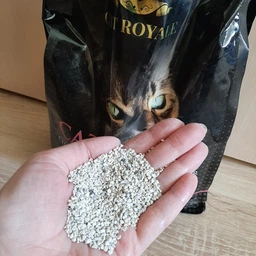 Наповнювачі для туалету CAT ROYALE Бентонітовий наповнювач з ароматом дитячої пудри 5 л (76144148) фото від покупців 5