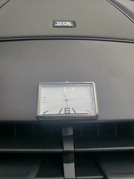 Автомобильные часы Novotec Prime Кварцывые часы в авто Белый цыферблат
