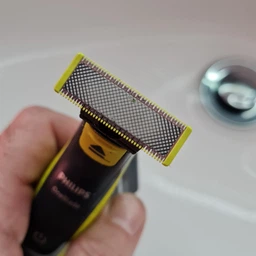 Электростанок Philips OneBlade QP2821/20 для лица и тела (8720689001960) фото от покупателей 17