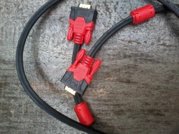 Кабель Extradigital VGA-VGA, 3 м, 28 AWG, PVC, 2x Ferrites (KBV1637) фото от покупателей 1