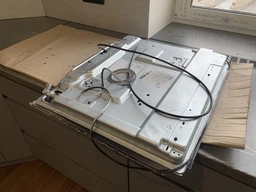 Whirlpool Варильна поверхня газова на склі, 60см, чавун, конфорка з подвійним рядом полум'я, чорний фото от покупателей 2