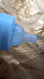 Бутылочка для кормления Philips Avent Anti-colic с клапаном AirFree 125 мл 1 шт (SCF810/14) фото от покупателей 1