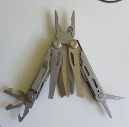 Мультитул карманный складной универсальный 17в1 нож многофункциональный туристический мультиинструмент профессиональный походной ремкомплект плоскогубцы с битами Grand Harvest Стальной 64703 фото от покупателей 17