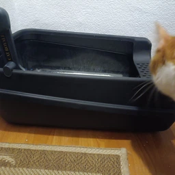 Туалет для кошек CAT ROYALE с рамкой и лопаткой 19х38х53 см Черный (8683454653651) фото от покупателей 15