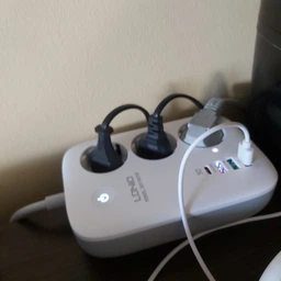 Мережевий подовжувач фільтр LDNIO SEW3452 WiFi Управління, 2500W, 3 розетки, 3USB/1Type-C, QC/PD, 3A/38W 2M, White фото від покупців 7