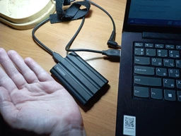 Внешний накопитель SSD Samsung T7 Shield 2TB USB3.2 Gen 2 R 1050 MB/s W 1 GB/s Black (MU-PE2T0S/WW) фото от покупателей 8