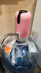 Електричний помпа UFT Pump Dispenser Pink для води на пляшку з акумулятором фото від покупців 1