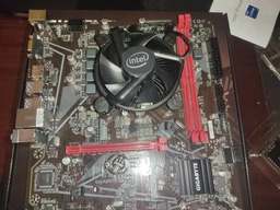 Материнська плата Gigabyte B560M H фото від покупців 3