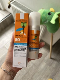 Солнцезащитное молочко La Roche-Posay Anthelios Dermo-Pediatrics для чувствительной и подверженной раздражению кожи младенцев очень высока степень защиты SPF 50+ 50 мл (3337872419904) фото от покупателей 2