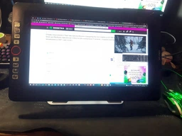 Підставка для ноутбука та планшета HQ-Tech Stabletron DT-086 Aluminum Laptop Stand Silver для MacBook з підвищеною стійкістю для ноутбуків до 17 дюймів, складна конструкція з поворотним механізмом на 360 ° (колір siilver) фото від покупців 2