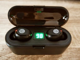 Бездротові навушники F9 з павербанком - Bluetooth сенсорні вакуумні чорні вкладиші фото від покупців 16