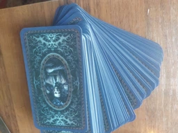 Карты Таро Черный гримуар. Таро Некрономикон. Dark Grimoire Tarot фото от покупателей 2