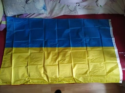Флаг Украины Kayfovo 140*90 см с кольцами для флагштока Нейлон K140-90 фото от покупателей 10