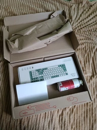 Ультракомпактна MAMBASNAKE K3 Pro Mini дротова 98-клавішна механічна клавіатура з RGB, спіральний кабель USB Type-C, металевий авіаційний пружинний роз’єм TPU. Червоні світчі. Колір - Білий. Розкладка ( ENG - UA) фото від покупців 5