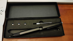 Багатофункціональна тактична ручка 9-в-1 Jasee ліхтар, стилус, викрутка, відкривачка для пляшок, лінійка, рівень (Чорна) фото від покупців 6