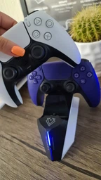 Зарядна станція Vertux PowerBase-PS5 для двох геймпадів PlayStation 5 Dualsense (powerbase-ps5.white)