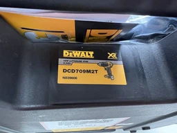 Дрель-шуруповерт аккумуляторная бесщеточная ударная DeWALT DCD709M2T фото от покупателей 2