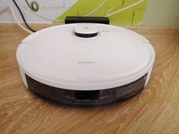 Робот пилосос Ecovacs Deebot Ozmo N8 Pro (DLN11-11)