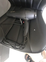 Професійний фен для волосся Gemei GM-1763 2 швидкості 3 режими температури з концентратором 2400 Вт Чорний фото від покупців 3