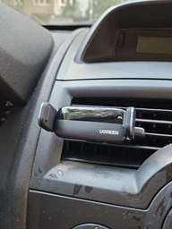 Автодержатель для телефона Ugreen LP120 Air Vent Phone Holder Black (10422) фото от покупателей 2