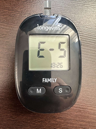 Глюкометр Longevita Family Система для измерения глюкозы в крови + тест полоска 2 х 50 шт (6837149) фото от покупателей 3