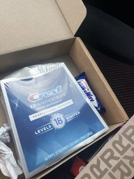 Відбілюючі смужки для зубів Crest 3D Whitestrips Professional White ( Effects ) 20 упаковок / 40 смужок