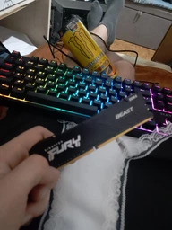 Оперативна памʼять Kingston Fury DDR4-3600 16384 MB PC4-28800 (Kit of 2x8192) Beast Black (KF436C17BBK2/16) фото від покупців 12