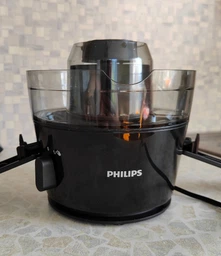 Соковыжималка центробежная PHILIPS Viva Collection HR1855/70 фото от покупателей 4