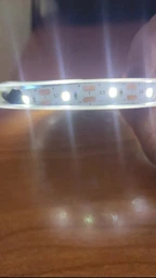 USB Світлодіодна LED стрічка SMD2835 гнучка самоклеюча 5 вольт від повербанку. ЮСБ економна лампа світильник нейтральне біле світло від Power Bank 3 метри