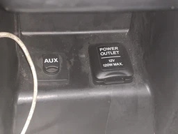 Адаптер USB - ресивер UGREEN CM309 Bluetooth Car Receiver Aux with Mic (UGR-70601) фото от покупателей 8