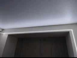 USB Світлодіодна LED стрічка SMD2835 гнучка самоклеюча 5 вольт від повербанку. ЮСБ економна лампа світильник нейтральне біле світло від Power Bank 3 метри