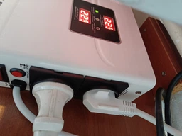 Cтабілізатор REAL-EL STAB SLIM-2000 White фото від покупців 1
