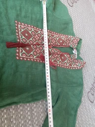 Детская рубашка-вышиванка для мальчика из льна с воротником-стойкой и длинным рукавом на манжете Современные вышиванки 140 Зеленая (ДМ07/1-236) фото от покупателей 3