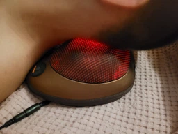 Массажная подушка Massage pillow для шеи и спины инфракрасный роликовый массажер на 8 роликов