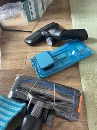 Моющий беспроводной пылесос PHILIPS SpeedPro Aqua FC6718/01 + в подарок насадки из микрофибры Philips XV1700/01