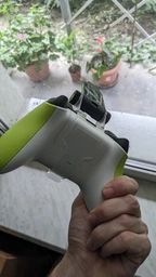 Тримач-затискач DOBE для мобільного телефону для геймпаду Microsoft Wireless Controller приставки-консолі Xbox Series S | X, Xbox One фото від покупців 3