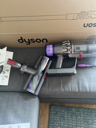 Акумуляторний пилосос Dyson V15 Detect (5025155080276) фото від покупців 1