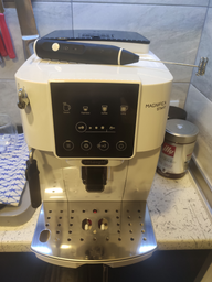 Кофемашина DELONGHI Magnifica Start ECAM220.21.B фото от покупателей 8