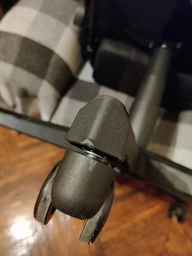Комп'ютерне крісло для геймера Huzaro Force 4.7 Carbon Mesh Black фото від покупців 18