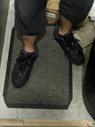 Мужские кроссовки для треккинга с мембраной Jack Wolfskin Vojo 3 Texapore Low 4042441-6055 40 (6.5UK) 25.1 см Черные с желтым (4060477703527) фото от покупателей 5
