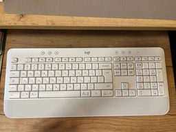 Клавіатура бездротова Logitech Signature K650 USB/Bluetooth Graphite (920-010945) фото від покупців 5