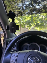 Автодержатель для телефона Ugreen LP405 Waterfall-Shaped Suction Cup Phone Mount Black (UGR-20473) фото от покупателей 3