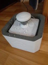 Поилка для животных Pet Water FOUNTAIN фото от покупателей 10