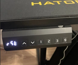 Комп'ютерний стіл з електрорегулюванням висоти Hator Vast PRO Black (HTD-050) фото від покупців 18