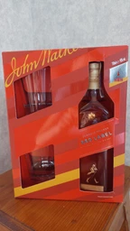 Виски Johnnie Walker Red label 4 года выдержки 0.7 л 40% с 2-мя стаканами (5000267175492) фото от покупателей 11