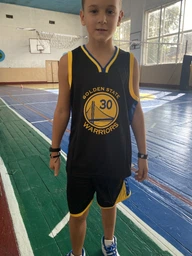 Форма баскетбольна дитяча Lion GOLDEN STATE WARRIORS CURRY 30 колір чорний S - на 7-9 років, зріст 125-130 (CO-2270-S) фото від покупців 1